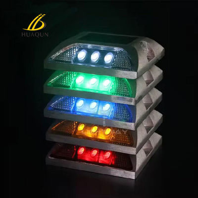 خرید چراغ های خورشیدی LED برای استفاده از علائم ترافیکی و ایمنی تولید آنلاین