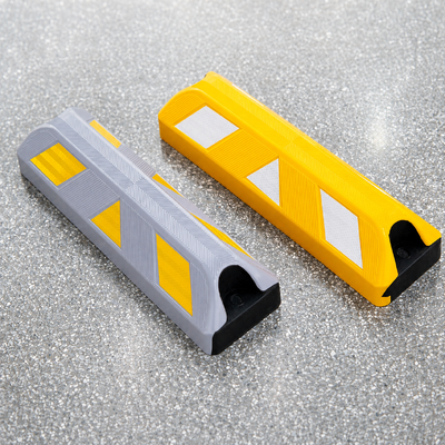 خرید Reflective Rubber Wheel Stop for Commercial Parking Areas Asphalt & Concrete Surfaces تولید آنلاین